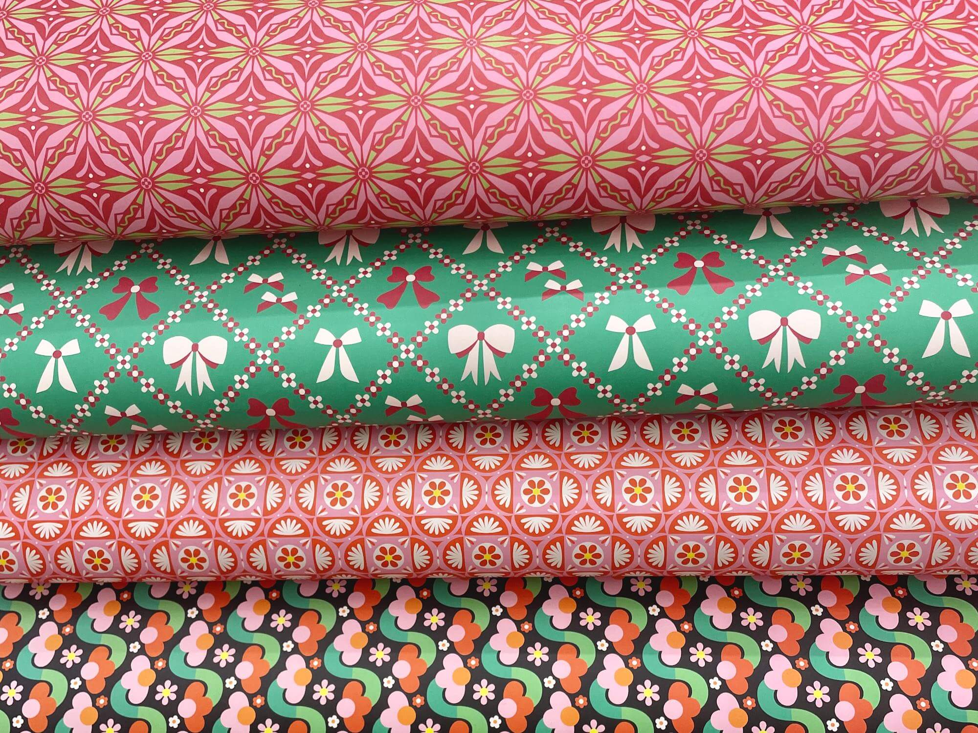 Kaleidoscope Christmas Retro Ornamental Wrapping Paper