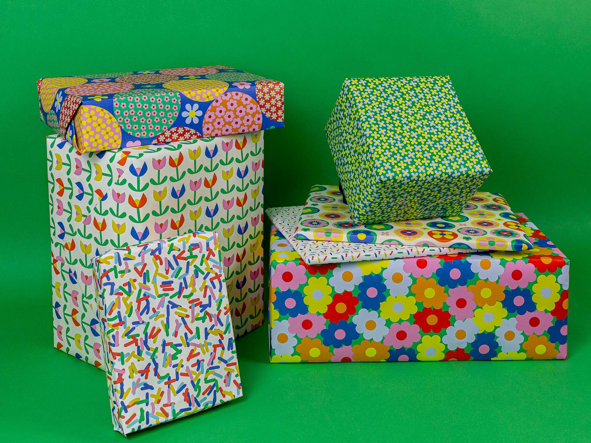 Folk Fleurs (White) Wrapping Paper